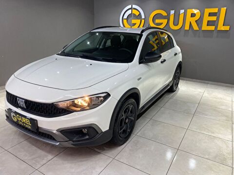 2022 Benzin Manuel Fiat Egea Cross Beyaz Gürel Tasarım Aksesuar Otomotiv San. Tic. Ltd. Şti.