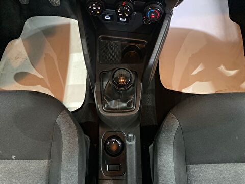 2023 Benzin Manuel Dacia Duster Yeşil Gürel Tasarım Aksesuar Otomotiv San. Tic. Ltd. Şti.
