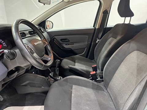 2023 Benzin Manuel Dacia Duster Yeşil Gürel Tasarım Aksesuar Otomotiv San. Tic. Ltd. Şti.