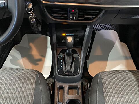 2024 Benzin Otomatik Ford Tourneo Courier Beyaz Gürel Tasarım Aksesuar Otomotiv San. Tic. Ltd. Şti.