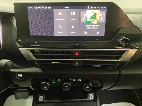 2024 Benzin Otomatik Citroen C4 X Lacivert Gürel Tasarım Aksesuar Otomotiv San. Tic. Ltd. Şti.