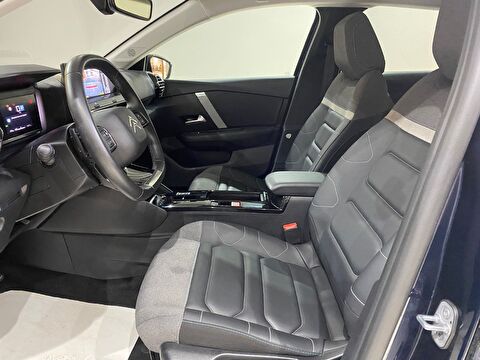 2024 Benzin Otomatik Citroen C4 X Lacivert Gürel Tasarım Aksesuar Otomotiv San. Tic. Ltd. Şti.