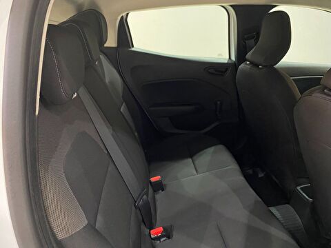 2022 Benzin Manuel Renault Clio Beyaz Gürel Tasarım Aksesuar Otomotiv San. Tic. Ltd. Şti.
