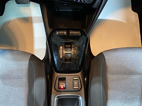 2024 Benzin Otomatik Opel Corsa Gri Gürel Tasarım Aksesuar Otomotiv San. Tic. Ltd. Şti.