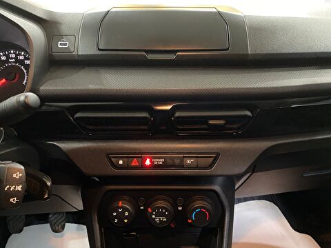 2022 Benzin Manuel Renault Taliant Beyaz Gürel Tasarım Aksesuar Otomotiv San. Tic. Ltd. Şti.