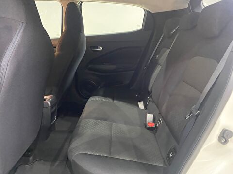 2023 Benzin Otomatik Nissan Juke Beyaz Gürel Tasarım Aksesuar Otomotiv San. Tic. Ltd. Şti.