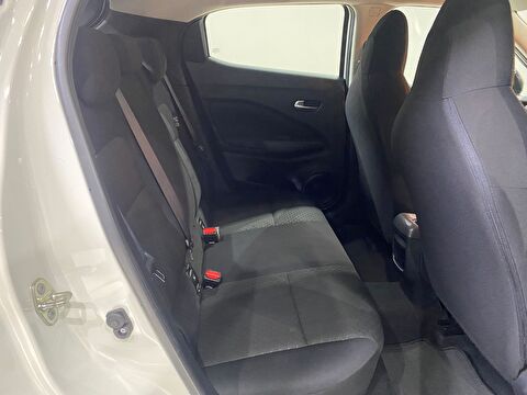 2023 Benzin Otomatik Nissan Juke Beyaz Gürel Tasarım Aksesuar Otomotiv San. Tic. Ltd. Şti.