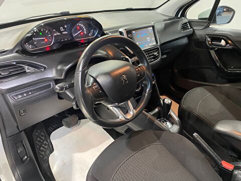 2017 Benzin Otomatik Peugeot 208 Beyaz Gürel Tasarım Aksesuar Otomotiv San. Tic. Ltd. Şti.