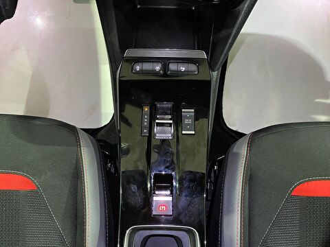 2023 Benzin Otomatik Opel Mokka Siyah Gürel Tasarım Aksesuar Otomotiv San. Tic. Ltd. Şti.