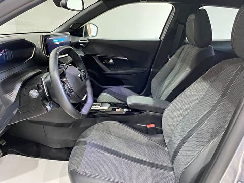 2025 Benzin Otomatik Peugeot 2008 Gri Gürel Tasarım Aksesuar Otomotiv San. Tic. Ltd. Şti.