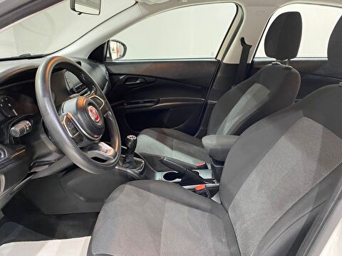 2022 Dizel Manuel Fiat Egea Beyaz Gürel Tasarım Aksesuar Otomotiv San. Tic. Ltd. Şti.