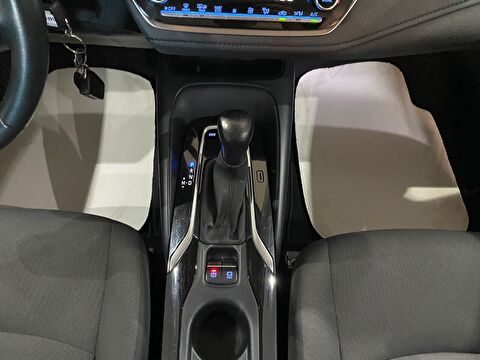 2022 Benzin Otomatik Toyota Corolla Beyaz Gürel Tasarım Aksesuar Otomotiv San. Tic. Ltd. Şti.