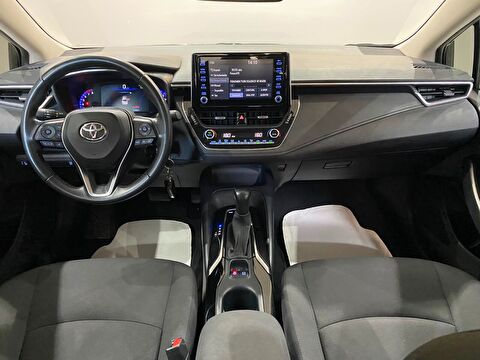 2022 Benzin Otomatik Toyota Corolla Beyaz Gürel Tasarım Aksesuar Otomotiv San. Tic. Ltd. Şti.