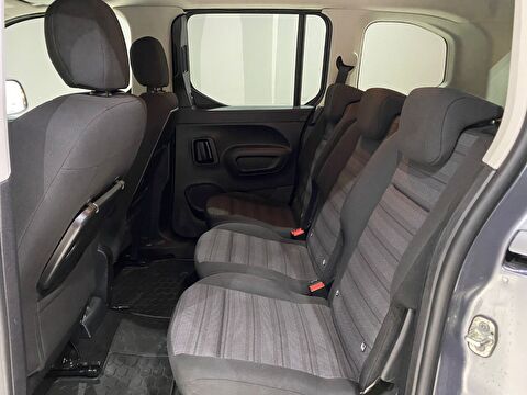 2022 Dizel Otomatik Opel Combo Gri Gürel Tasarım Aksesuar Otomotiv San. Tic. Ltd. Şti.