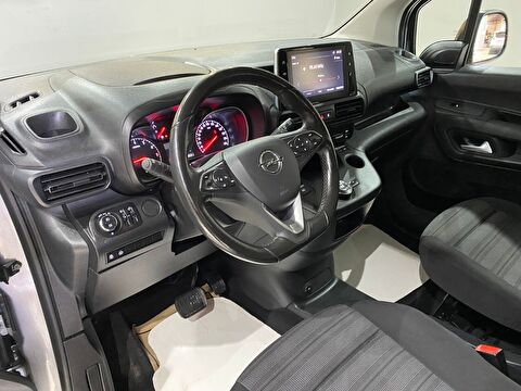 2022 Dizel Otomatik Opel Combo Gri Gürel Tasarım Aksesuar Otomotiv San. Tic. Ltd. Şti.