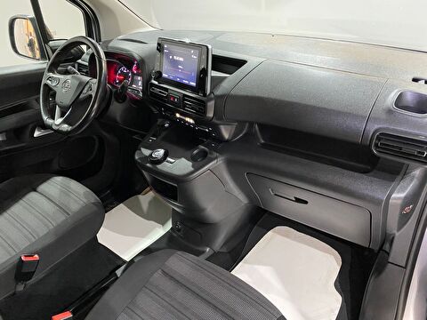 2022 Dizel Otomatik Opel Combo Gri Gürel Tasarım Aksesuar Otomotiv San. Tic. Ltd. Şti.