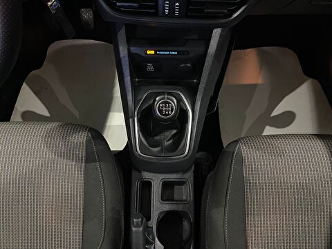 2024 Dizel Manuel Ford Tourneo Courier Beyaz Gürel Tasarım Aksesuar Otomotiv San. Tic. Ltd. Şti.