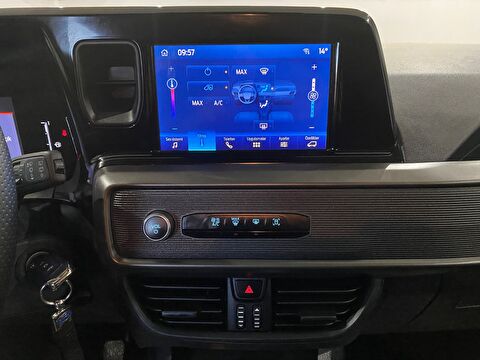 2024 Dizel Manuel Ford Tourneo Courier Beyaz Gürel Tasarım Aksesuar Otomotiv San. Tic. Ltd. Şti.