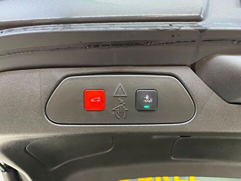 2023 Dizel Otomatik Opel Grandland Siyah Gürel Tasarım Aksesuar Otomotiv San. Tic. Ltd. Şti.