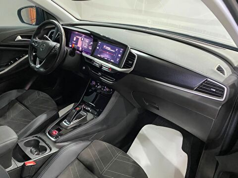 2023 Dizel Otomatik Opel Grandland Siyah Gürel Tasarım Aksesuar Otomotiv San. Tic. Ltd. Şti.