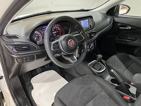 2023 Benzin Manuel Fiat Egea Cross Beyaz Gürel Tasarım Aksesuar Otomotiv San. Tic. Ltd. Şti.