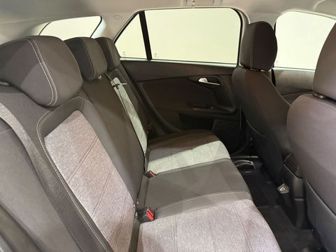 2023 Benzin Manuel Fiat Egea Cross Beyaz Gürel Tasarım Aksesuar Otomotiv San. Tic. Ltd. Şti.