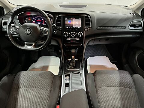 2024 Benzin Otomatik Renault Megane Gümüş Gri Gürel Tasarım Aksesuar Otomotiv San. Tic. Ltd. Şti.