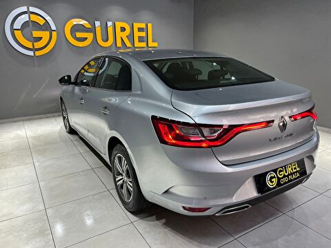2024 Benzin Otomatik Renault Megane Gümüş Gri Gürel Tasarım Aksesuar Otomotiv San. Tic. Ltd. Şti.