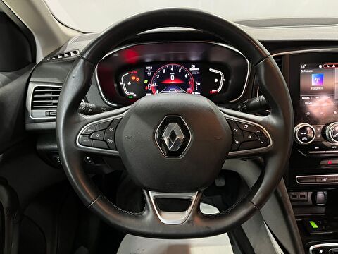 2024 Benzin Otomatik Renault Megane Gümüş Gri Gürel Tasarım Aksesuar Otomotiv San. Tic. Ltd. Şti.