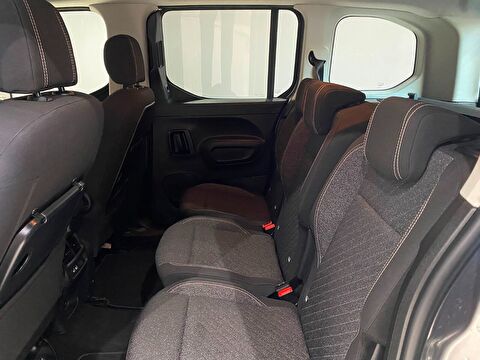 2025 Dizel Otomatik Peugeot Rifter Gri Gürel Tasarım Aksesuar Otomotiv San. Tic. Ltd. Şti.
