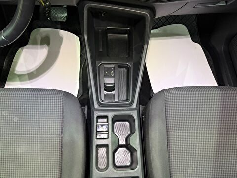 2022 Dizel Otomatik Volkswagen Caddy Beyaz Gürel Tasarım Aksesuar Otomotiv San. Tic. Ltd. Şti.