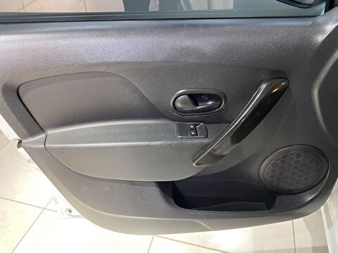 2019 Benzin Manuel Renault Symbol Beyaz Gürel Tasarım Aksesuar Otomotiv San. Tic. Ltd. Şti.
