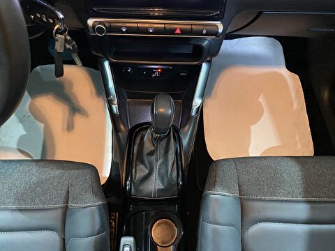 2022 Benzin Otomatik Citroen C3 AirCross Gümüş Gri Gürel Tasarım Aksesuar Otomotiv San. Tic. Ltd. Şti.