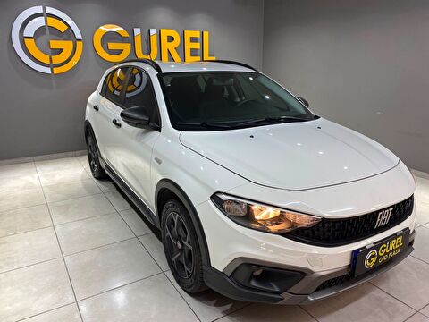 2022 Benzin Manuel Fiat Egea Cross Beyaz Gürel Tasarım Aksesuar Otomotiv San. Tic. Ltd. Şti.