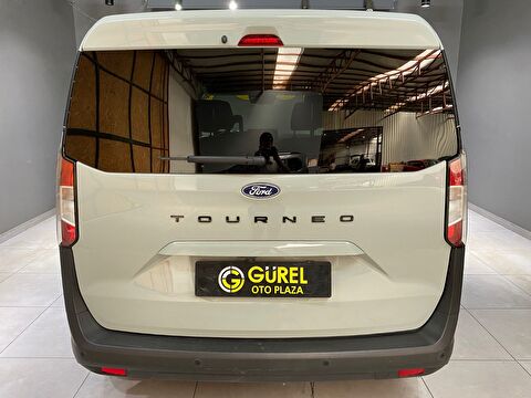 2024 Dizel Manuel Ford Tourneo Courier Gri Gürel Tasarım Aksesuar Otomotiv San. Tic. Ltd. Şti.