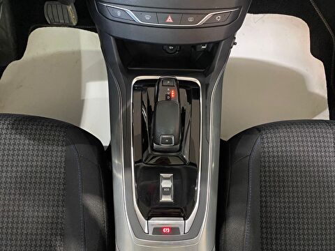 2020 Benzin Otomatik Peugeot 308 Beyaz Gürel Tasarım Aksesuar Otomotiv San. Tic. Ltd. Şti.