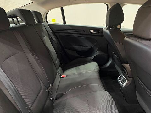 2023 Benzin Otomatik Renault Megane Beyaz Gürel Tasarım Aksesuar Otomotiv San. Tic. Ltd. Şti.