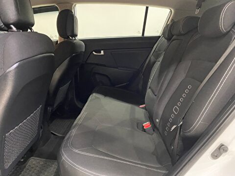 2015 Benzin Manuel Kia Sportage Beyaz Gürel Tasarım Aksesuar Otomotiv San. Tic. Ltd. Şti.