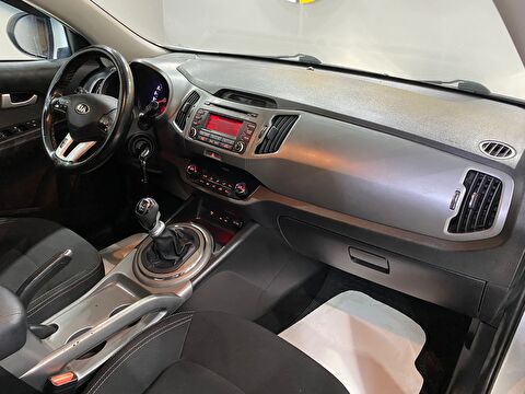 2015 Benzin Manuel Kia Sportage Beyaz Gürel Tasarım Aksesuar Otomotiv San. Tic. Ltd. Şti.