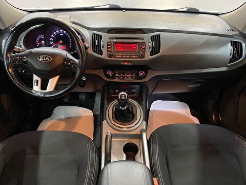 2015 Benzin Manuel Kia Sportage Beyaz Gürel Tasarım Aksesuar Otomotiv San. Tic. Ltd. Şti.