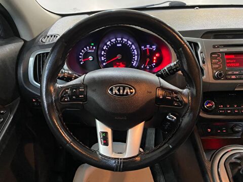 2015 Benzin Manuel Kia Sportage Beyaz Gürel Tasarım Aksesuar Otomotiv San. Tic. Ltd. Şti.