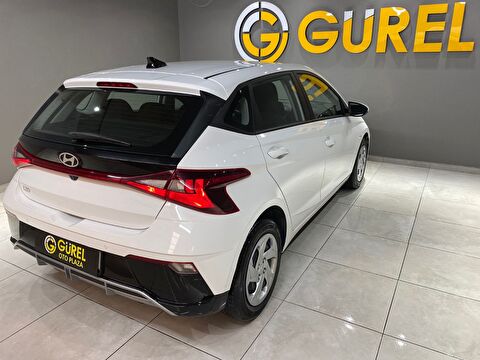 2024 Benzin Otomatik Hyundai i20 Beyaz Gürel Tasarım Aksesuar Otomotiv San. Tic. Ltd. Şti.