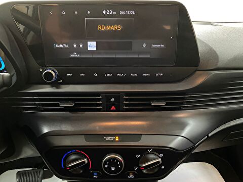 2024 Benzin Otomatik Hyundai i20 Beyaz Gürel Tasarım Aksesuar Otomotiv San. Tic. Ltd. Şti.