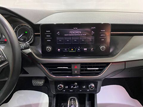 2022 Benzin Otomatik Skoda Scala Gümüş Gri Gürel Tasarım Aksesuar Otomotiv San. Tic. Ltd. Şti.
