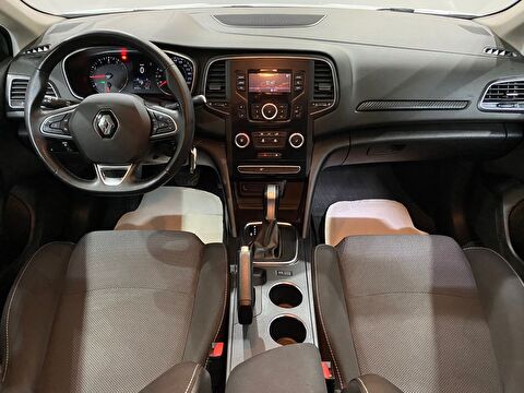 2022 Benzin Otomatik Renault Megane Beyaz Gürel Tasarım Aksesuar Otomotiv San. Tic. Ltd. Şti.