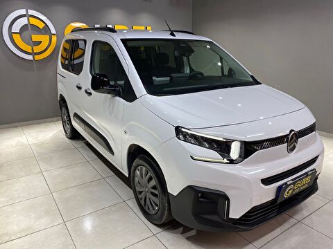 2026 Dizel Otomatik Citroen Berlingo Beyaz Gürel Tasarım Aksesuar Otomotiv San. Tic. Ltd. Şti.