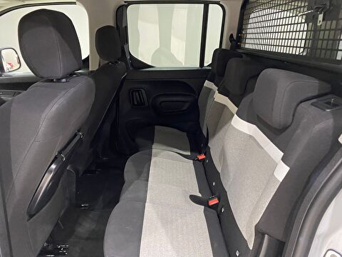 2026 Dizel Otomatik Citroen Berlingo Beyaz Gürel Tasarım Aksesuar Otomotiv San. Tic. Ltd. Şti.