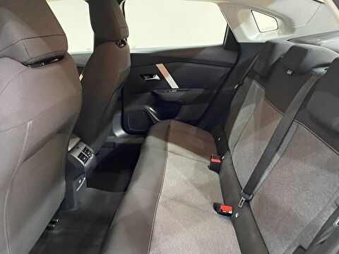 2024 Benzin Otomatik Citroen C4 X Beyaz Gürel Tasarım Aksesuar Otomotiv San. Tic. Ltd. Şti.