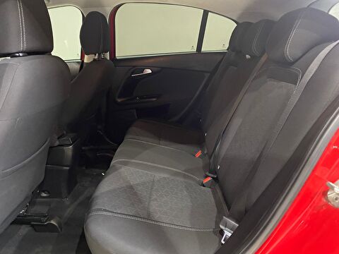 2022 Benzin Manuel Fiat Egea Kırmızı Gürel Tasarım Aksesuar Otomotiv San. Tic. Ltd. Şti.