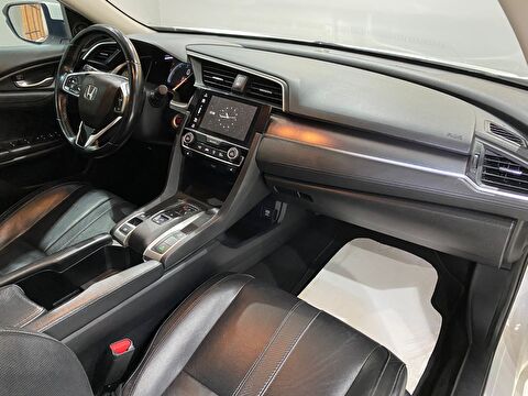 2019 Dizel Otomatik Honda Civic Beyaz Gürel Tasarım Aksesuar Otomotiv San. Tic. Ltd. Şti.